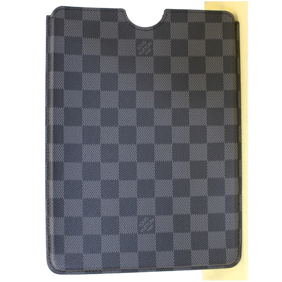 LOUIS VUITTON IPAD DAMIER GRAPHITE HARDCASE COVER - Picture 2 of 8